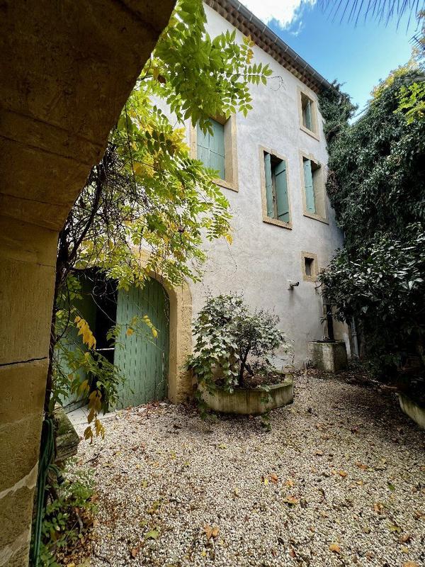 Maison - 279 m² - 9 pièces