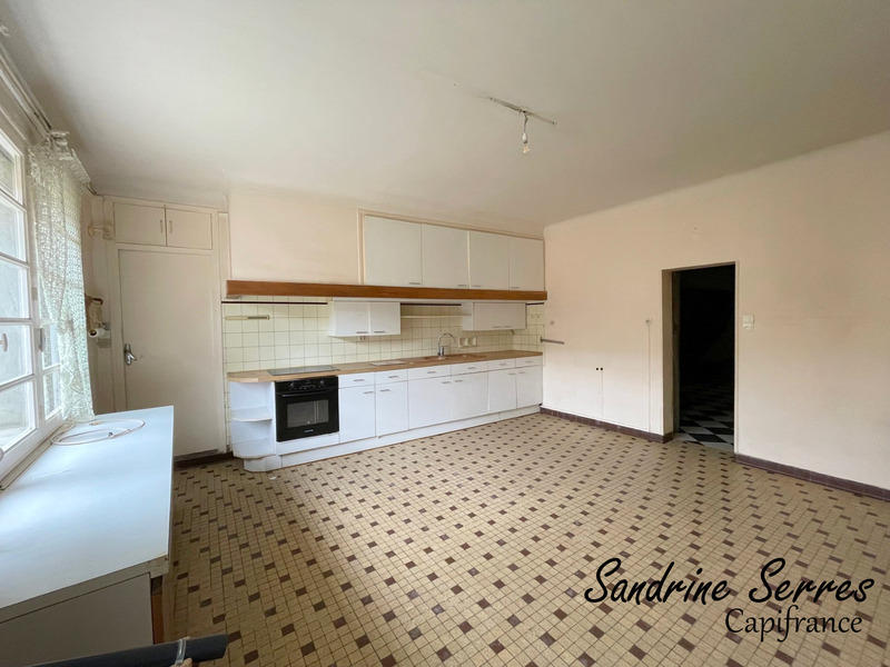 Maison de village - 299 m² - 8 pièces