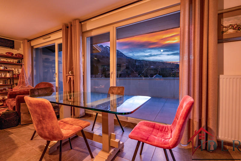 Appartement - 83 m² - 4 pièces