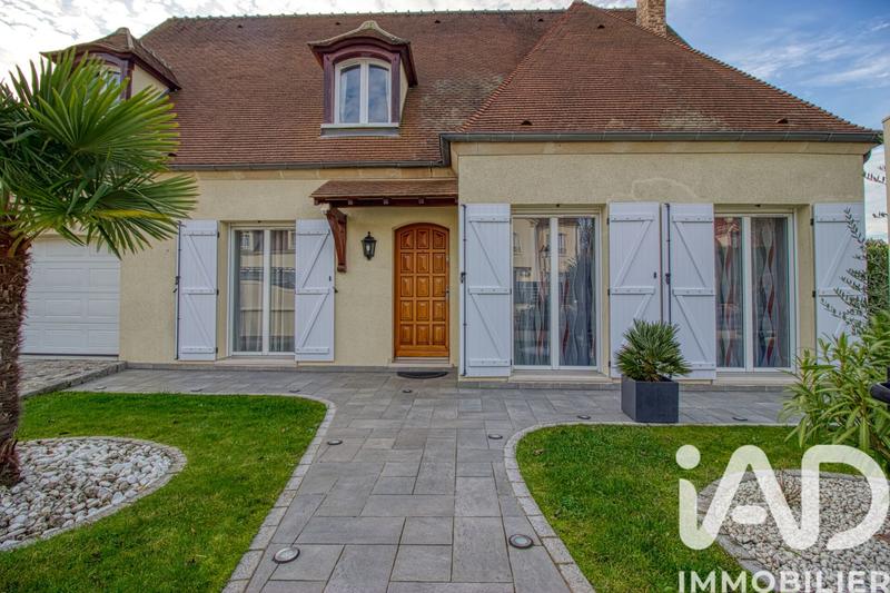 Maison - 166 m² - 7 pièces