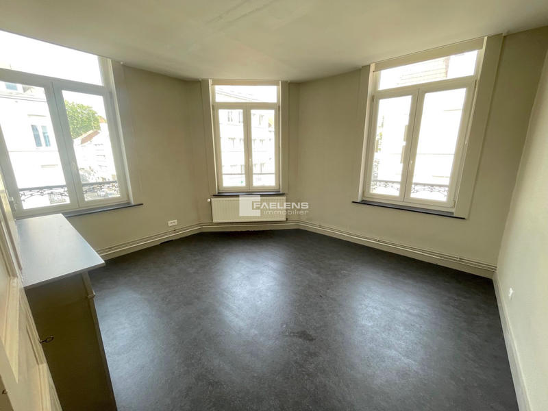 Appartement - 145 m² - 3 pièces
