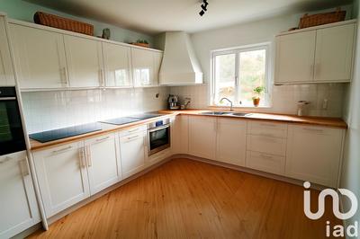 Maison - 143 m² - 6 pièces