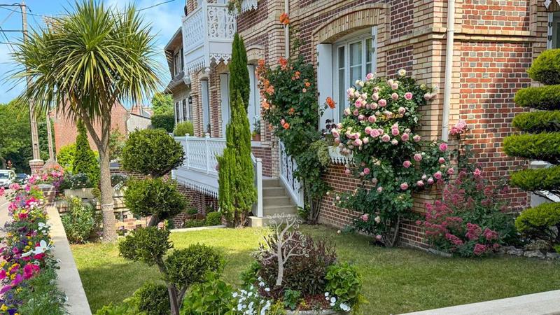 Villa - 209 m² - 7 pièces