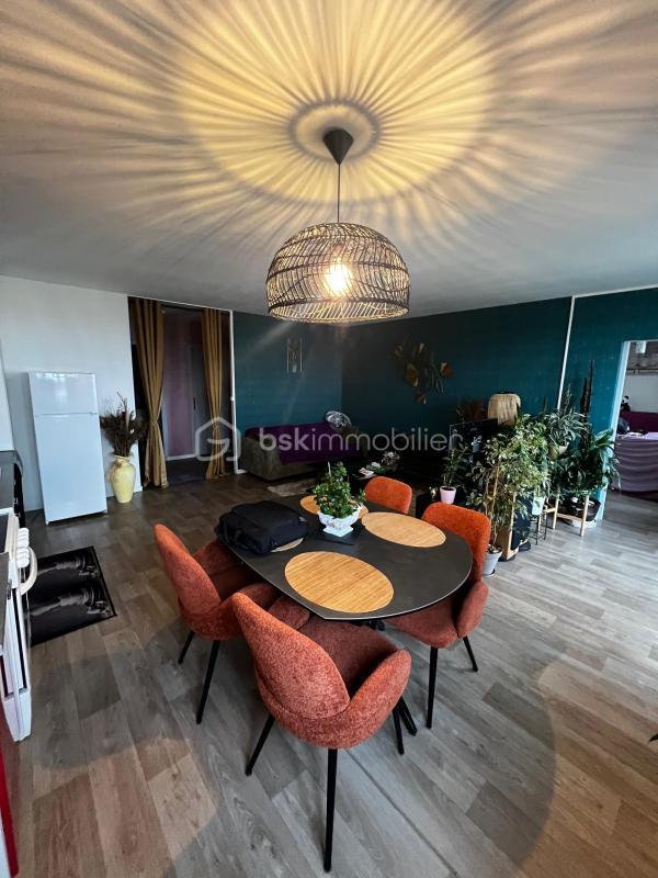 Appartement - 77 m² - 4 pièces