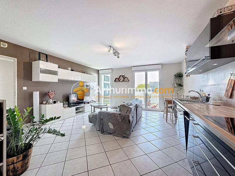 Appartement - 65 m² - 3 pièces