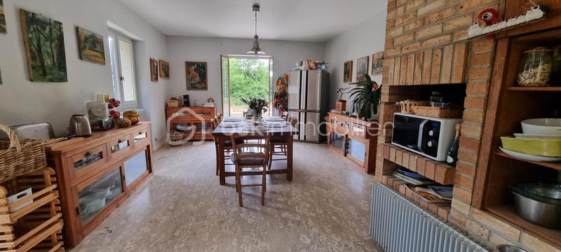 Maison - 203 m² - 8 pièces