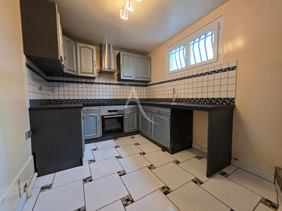 Maison - 79 m² - 4 pièces