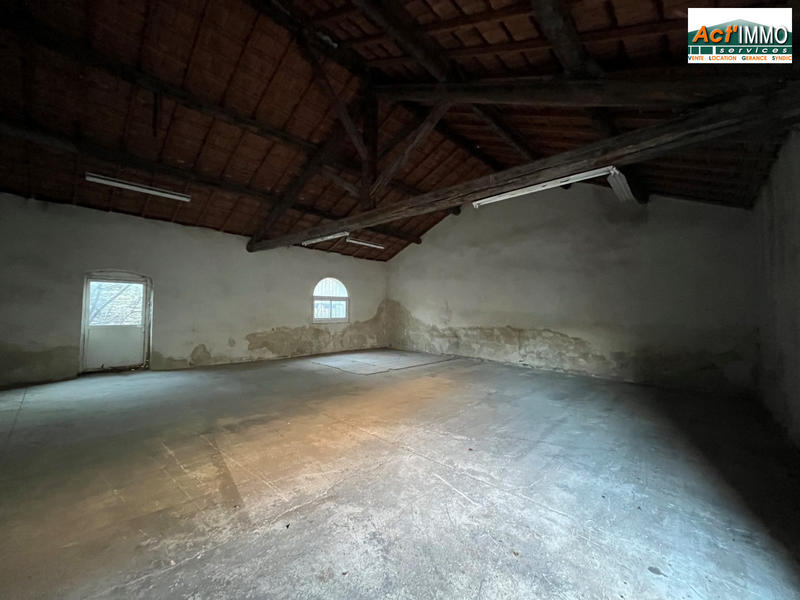 Local commercial - 850 m²