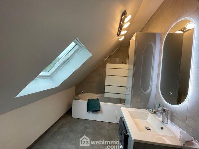 Maison - 105 m² - 5 pièces