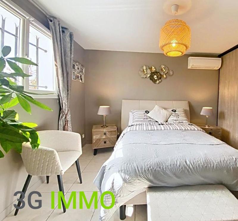 Maison - 154 m² - 8 pièces