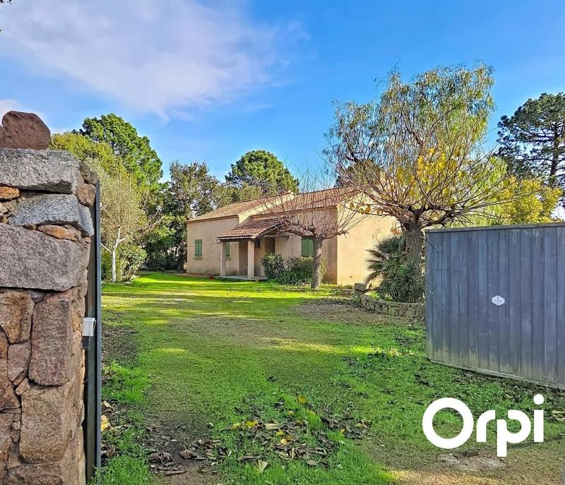 Maison - 208 m² - 6 pièces