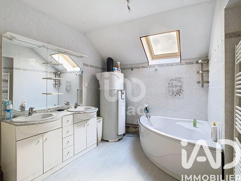 Maison - 148 m² - 6 pièces