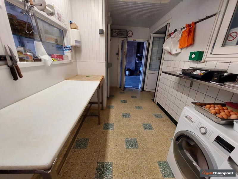 Maison - 177 m² - 7 pièces