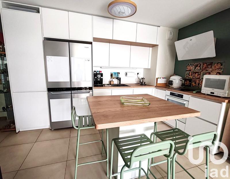 Appartement - 65 m² - 3 pièces