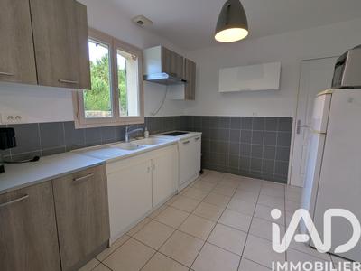 Maison - 88 m² - 4 pièces