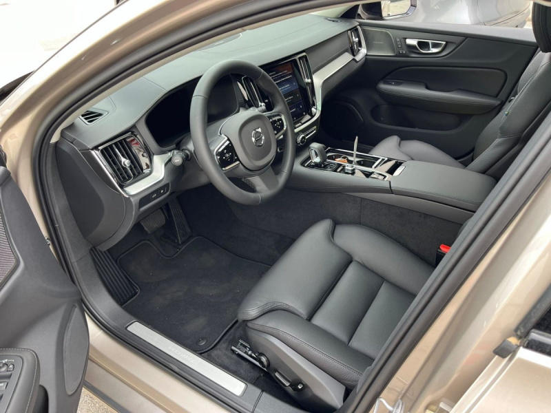 Volvo V60 Ultimate Dark T6 pHEV 350hp Awd Geartronic