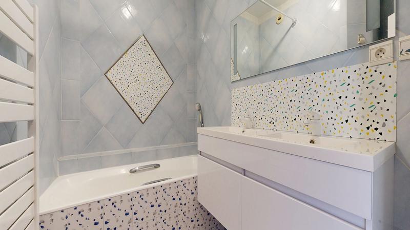 Appartement - 204 m² - 5 pièces