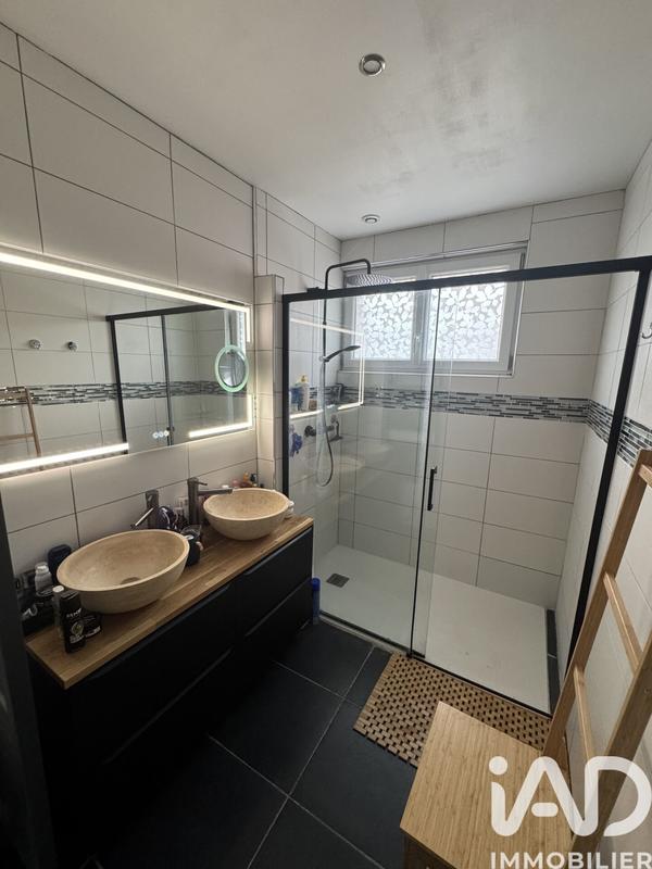 Maison - 96 m² - 4 pièces