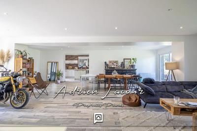 Maison - 149 m² - 7 pièces