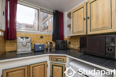 Chambre - 10 m² - 1 pièce