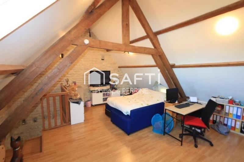 Maison - 198 m² - 9 pièces