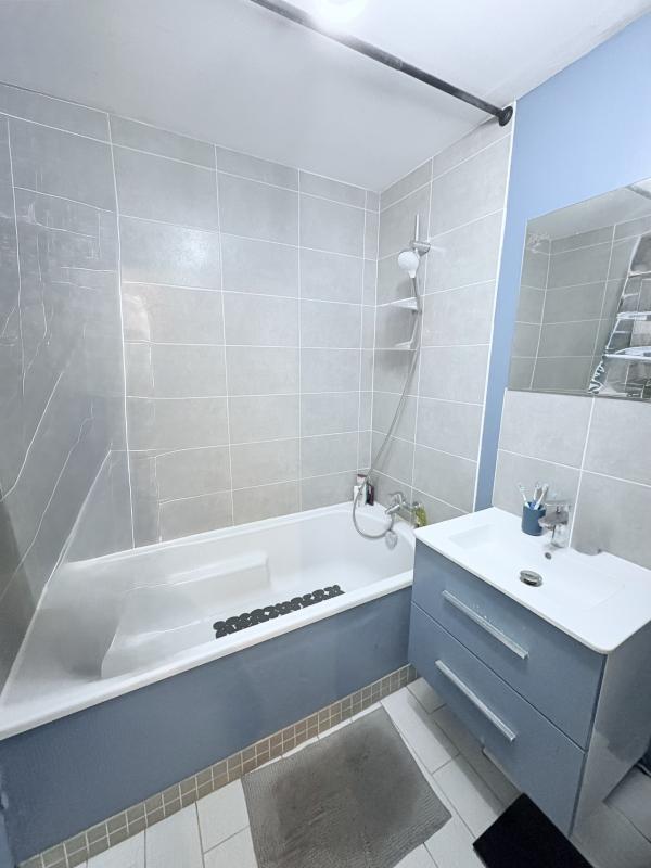 Appartement - 87 m² - 4 pièces