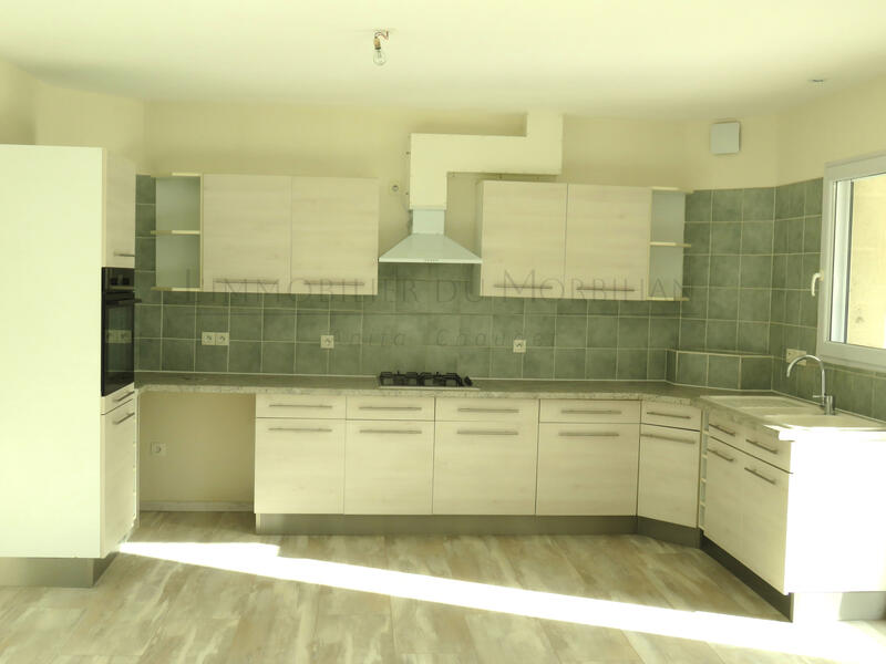 Maison - 141 m² - 6 pièces