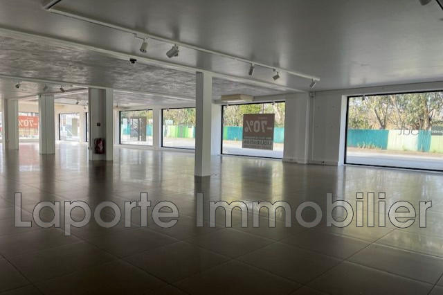 Local commercial - 213 m²