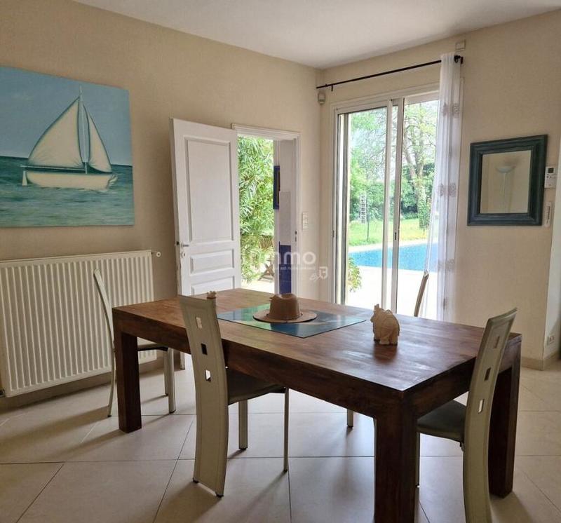 Maison - 194 m² - 7 pièces