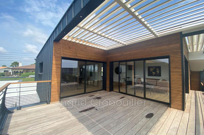 Villa - 216 m² - 7 pièces