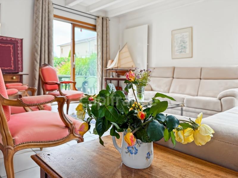 Maison - 194 m² - 7 pièces