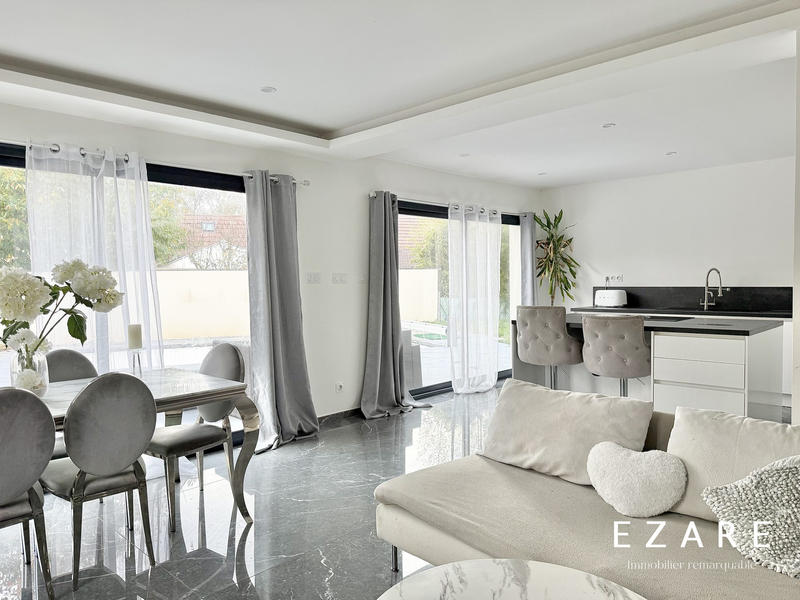 Maison - 141 m² - 6 pièces