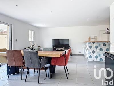 Maison - 92 m² - 4 pièces