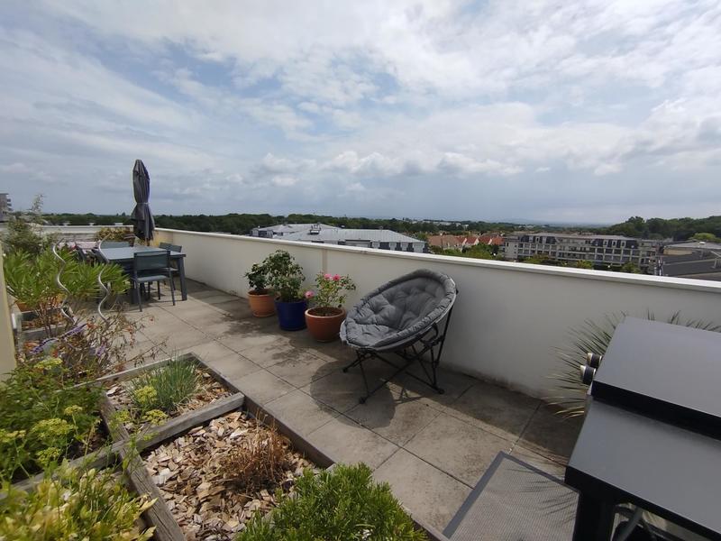 Appartement - 96 m² - 6 pièces