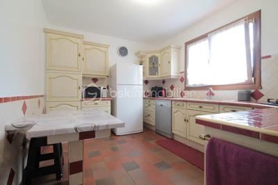 Maison traditionnelle - 144 m² - 5 pièces