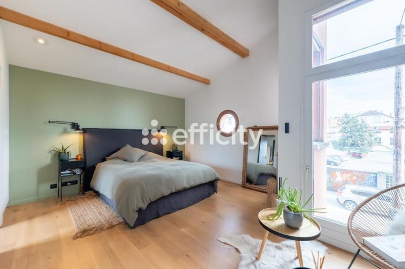 Maison - 175 m² - 7 pièces