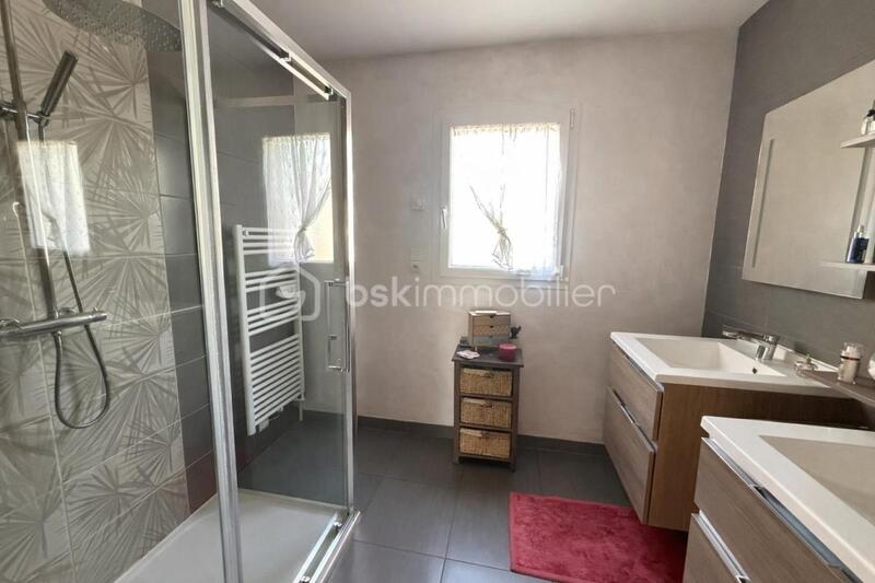 Maison - 150 m² - 7 pièces