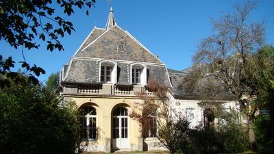 Château - 481 m² - 13 pièces