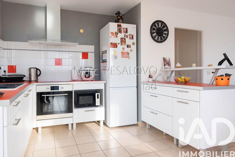 Appartement - 93 m² - 4 pièces