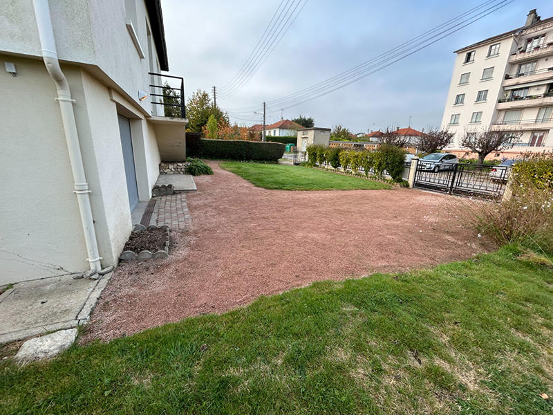 Maison - 75 m² - 5 pièces
