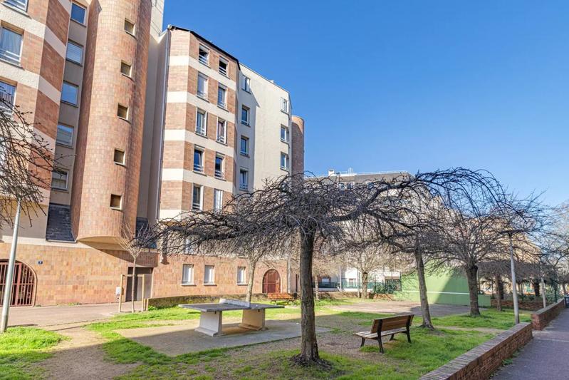 Appartement - 74 m² - 7 pièces