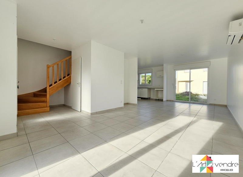 Maison - 86 m² - 4 pièces