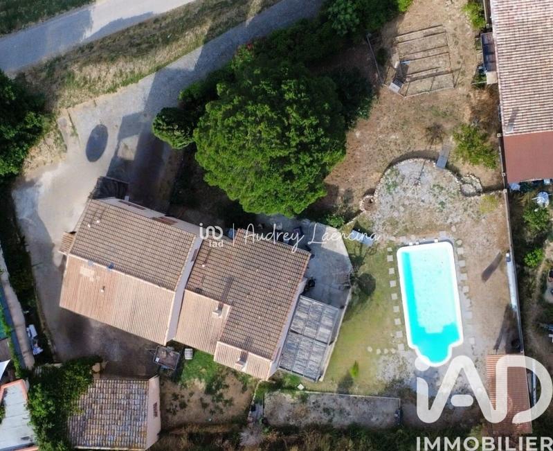 Maison - 187 m² - 9 pièces