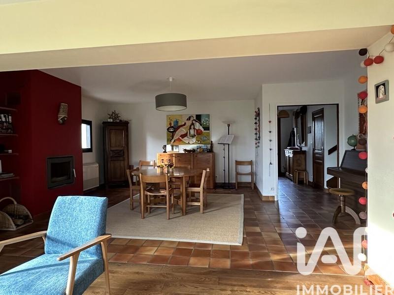 Maison - 140 m² - 7 pièces