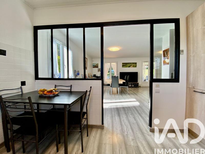 Maison - 95 m² - 4 pièces