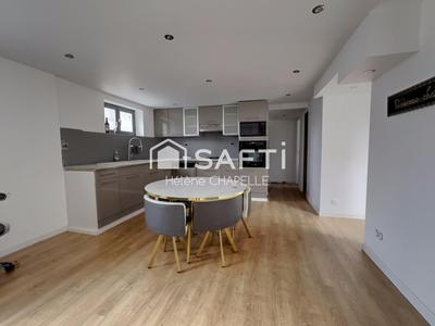 Maison - 88 m² - 4 pièces