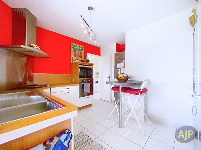 Maison - 135 m² - 6 pièces