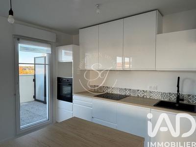 Appartement - 84 m² - 4 pièces