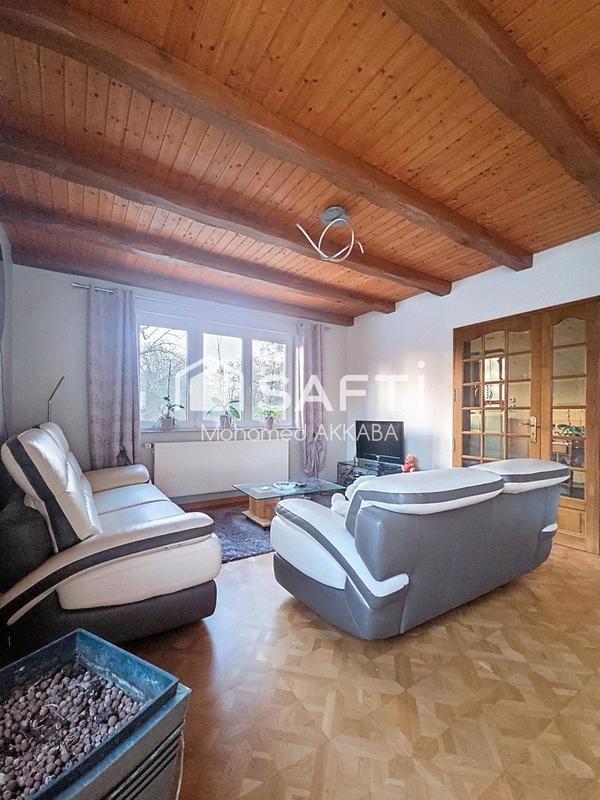 Maison - 184 m² - 6 pièces