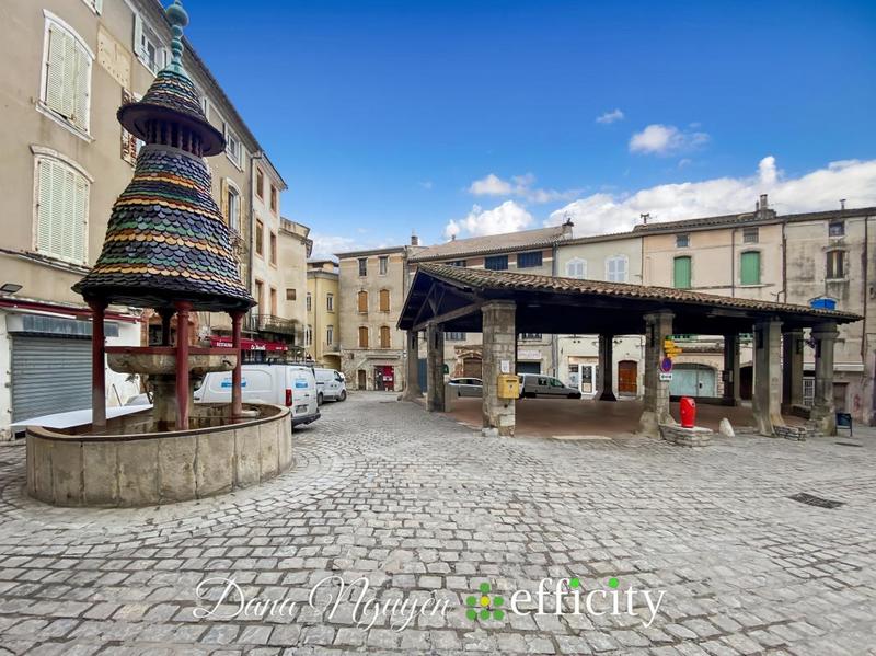 Immeuble - 72 m² - 5 pièces